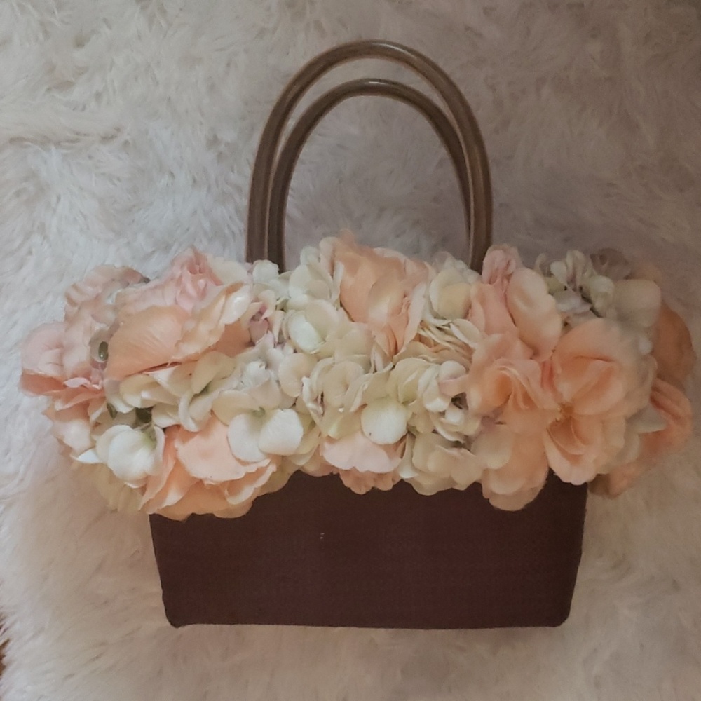A beautiful "blooming basket" purse